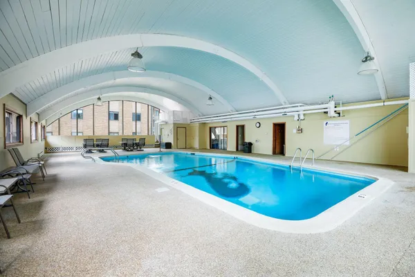 $215,000 | 5430 3 Points Boulevard, Unit 132, Mound, MN 55364