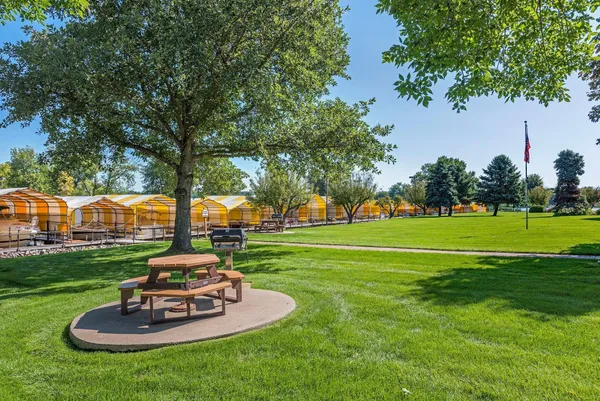 $215,000 | 5430 3 Points Boulevard, Unit 132, Mound, MN 55364