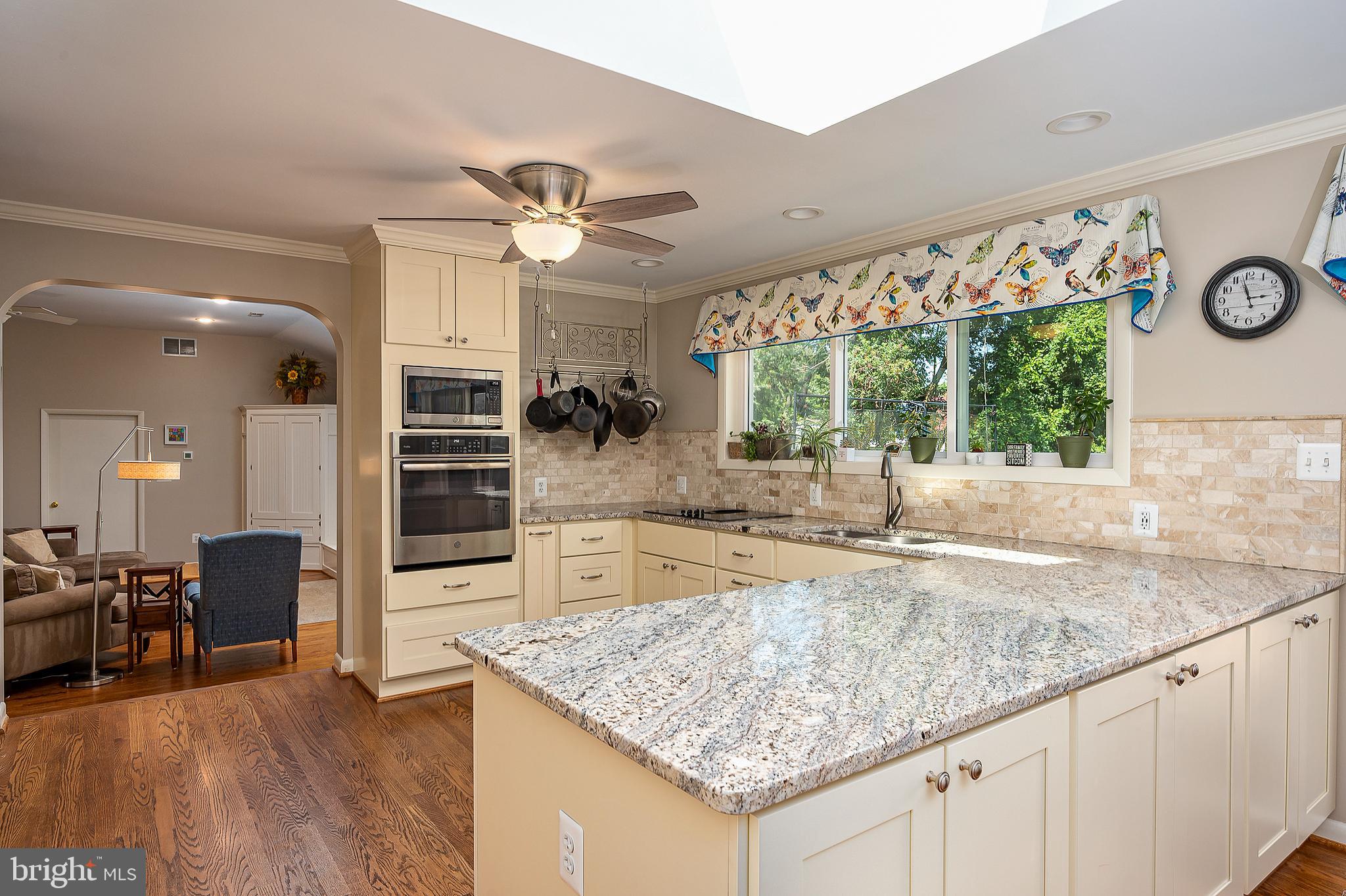 5289 Kerger Road Ellicott City, MD 21043 - Photo 15 of 51 Kitchen