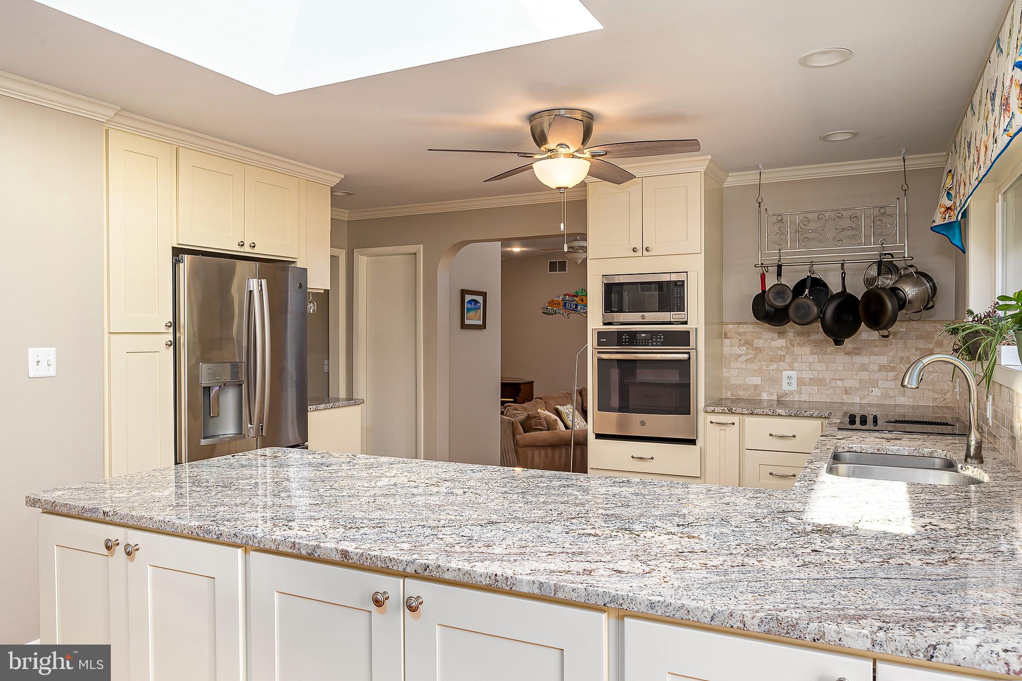 5289 Kerger Road Ellicott City, MD 21043 - Photo 16 of 51 Kitchen