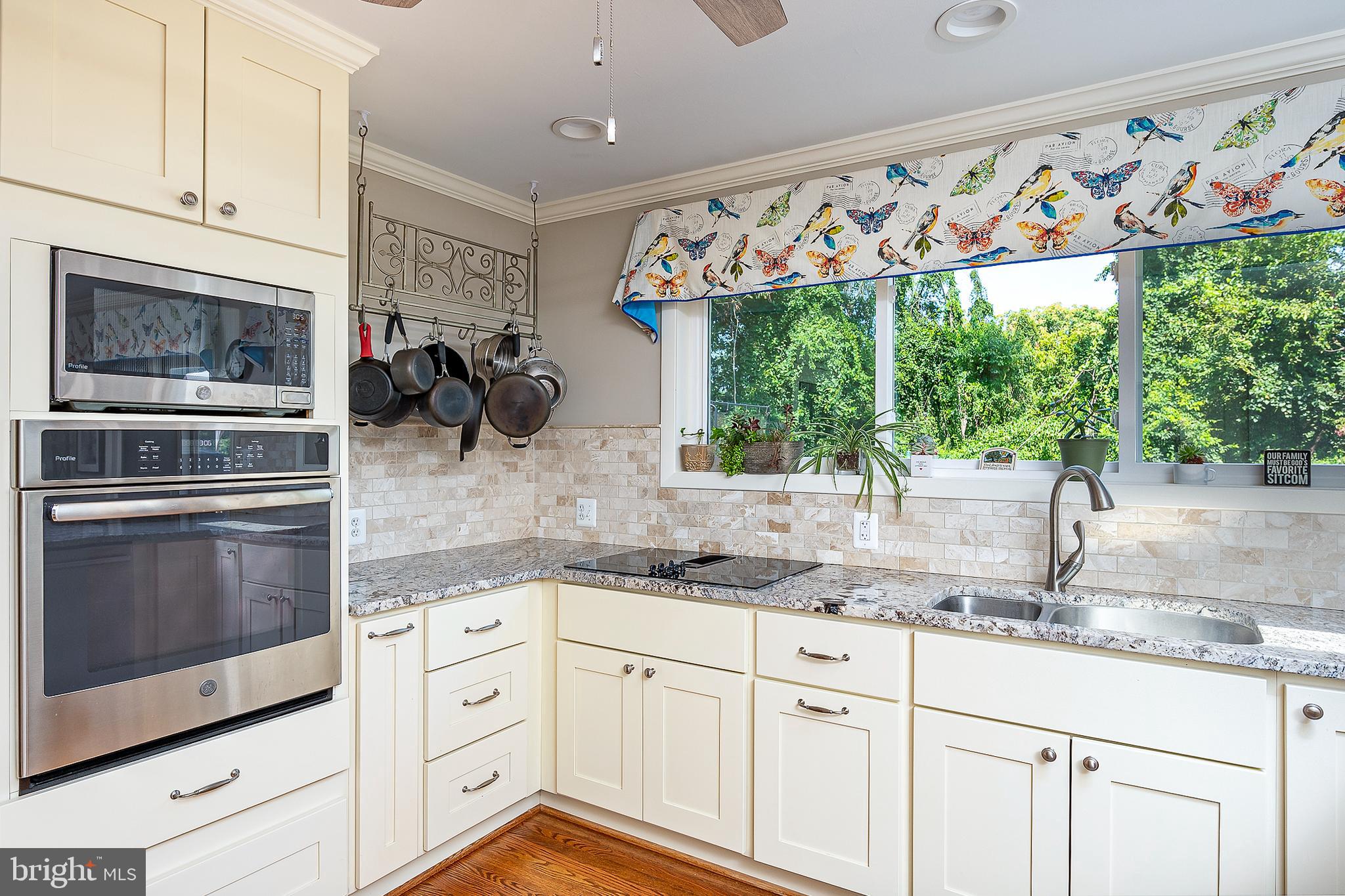 5289 Kerger Road Ellicott City, MD 21043 - Photo 17 of 51 Kitchen