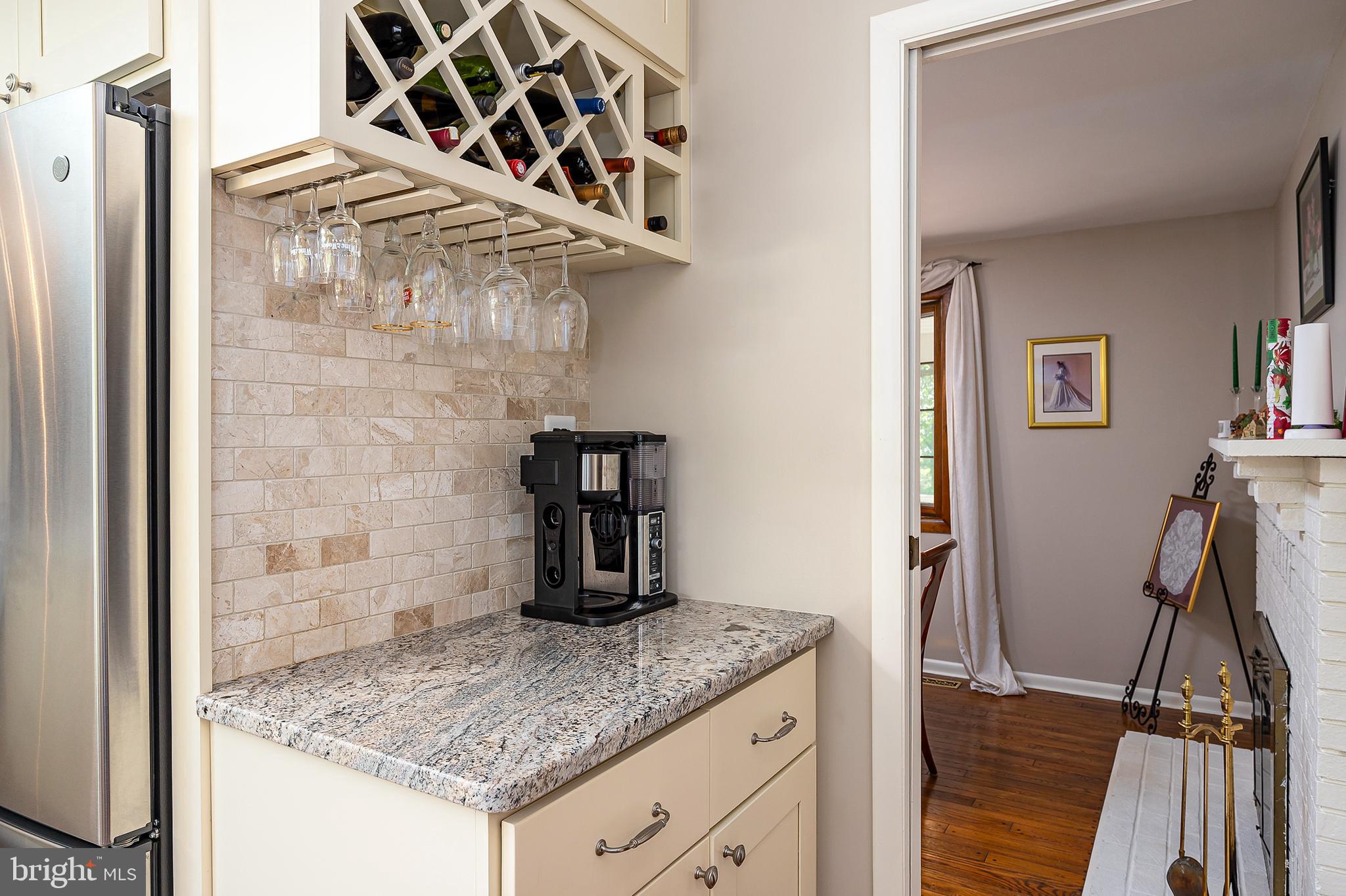 5289 Kerger Road Ellicott City, MD 21043 - Photo 18 of 51 Butlers Pantry