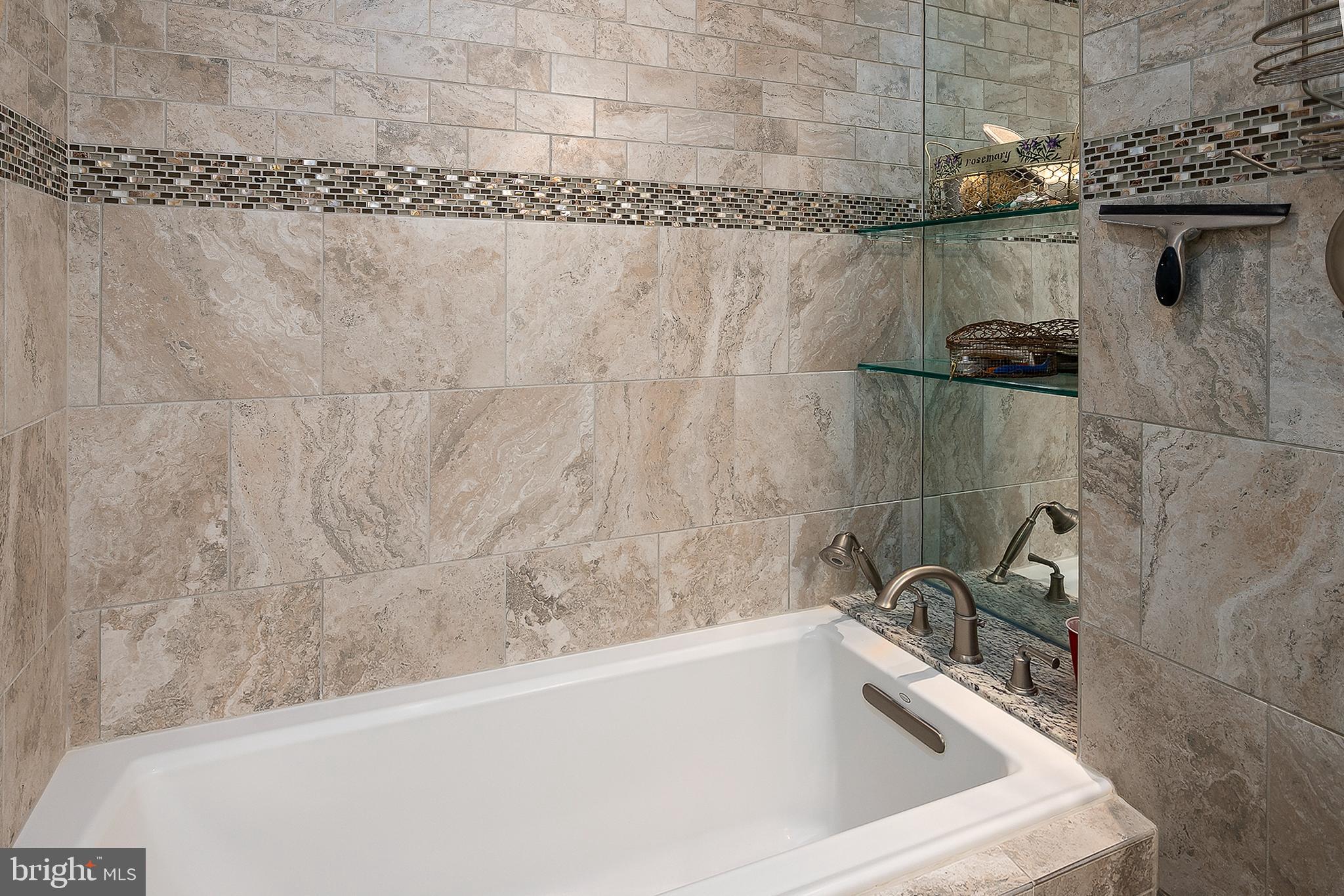 5289 Kerger Road Ellicott City, MD 21043 - Photo 28 of 51 Primary Bath