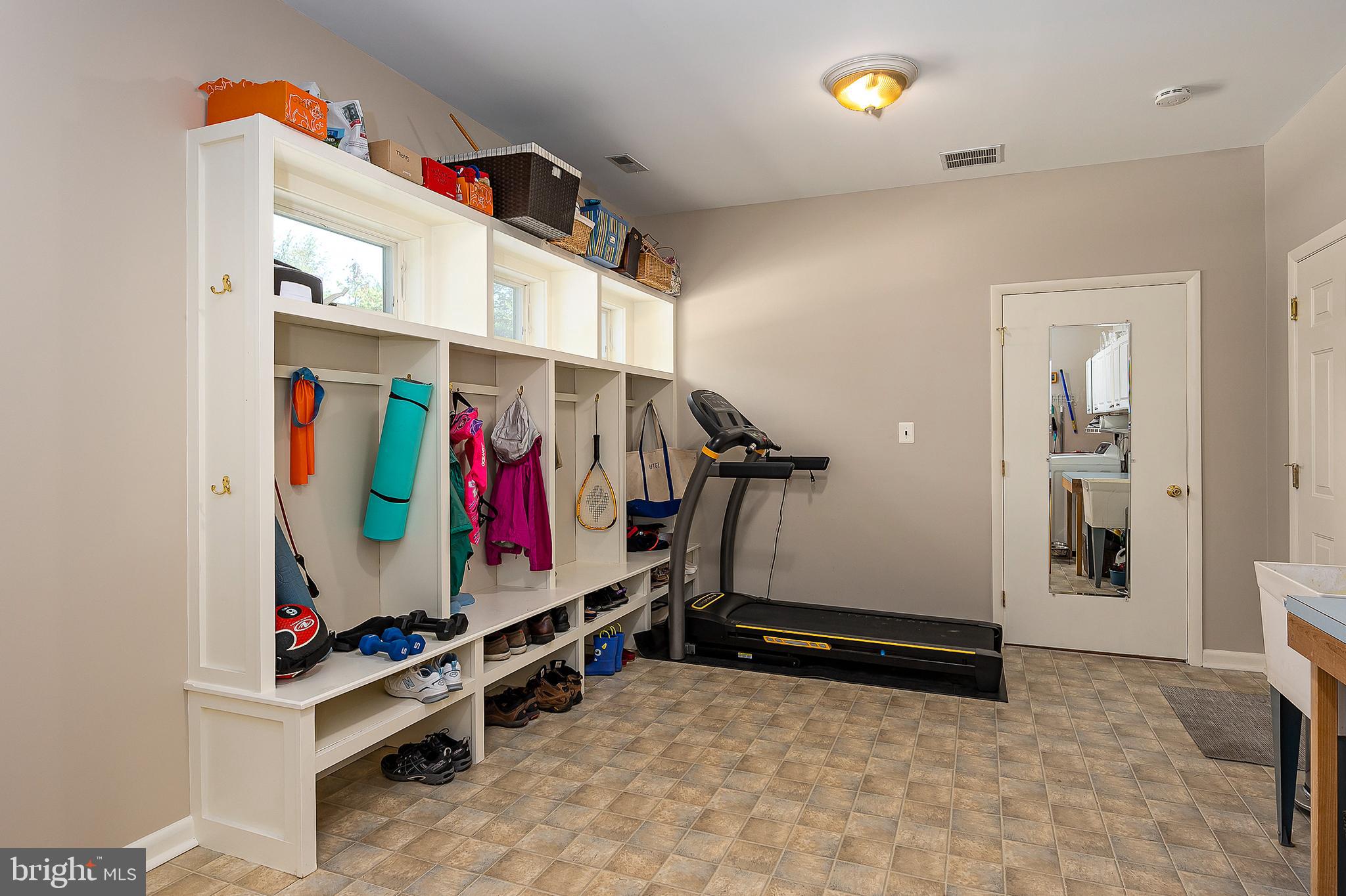 5289 Kerger Road Ellicott City, MD 21043 - Photo 35 of 51 Mudroom