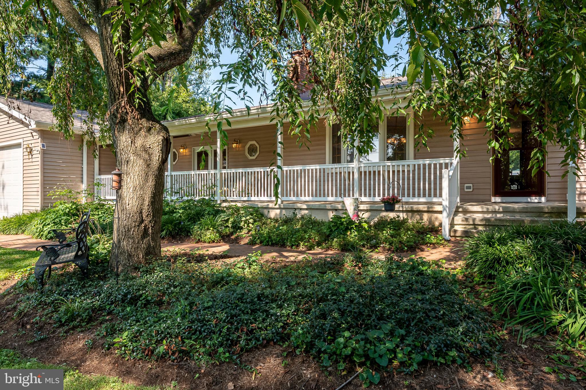 5289 Kerger Road Ellicott City, MD 21043 - Photo 6 of 51 Front Porch