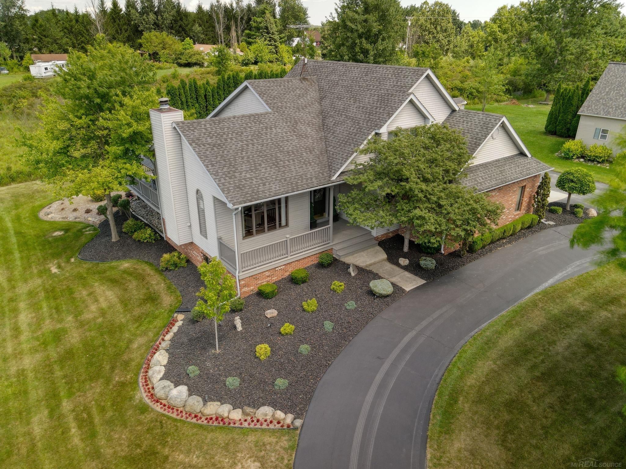20875 Irwin Road Armada, MI 48005 - Photo 2 of 41 Gallery Image 2