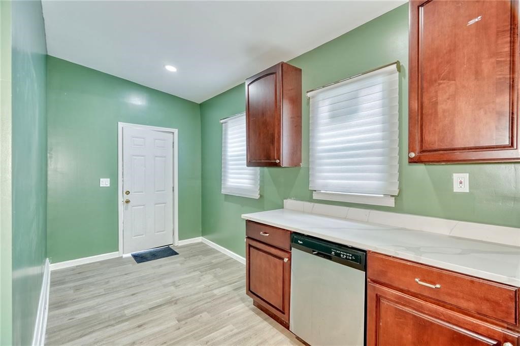 170 Otis Street Rochester, NY 14606 - Photo 13 of 36