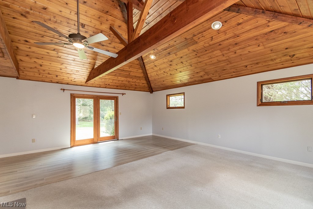 11040 Fairmount Road Newbury, OH 44065 - Photo 16 of 35 Beautifully done great room with access to front yard