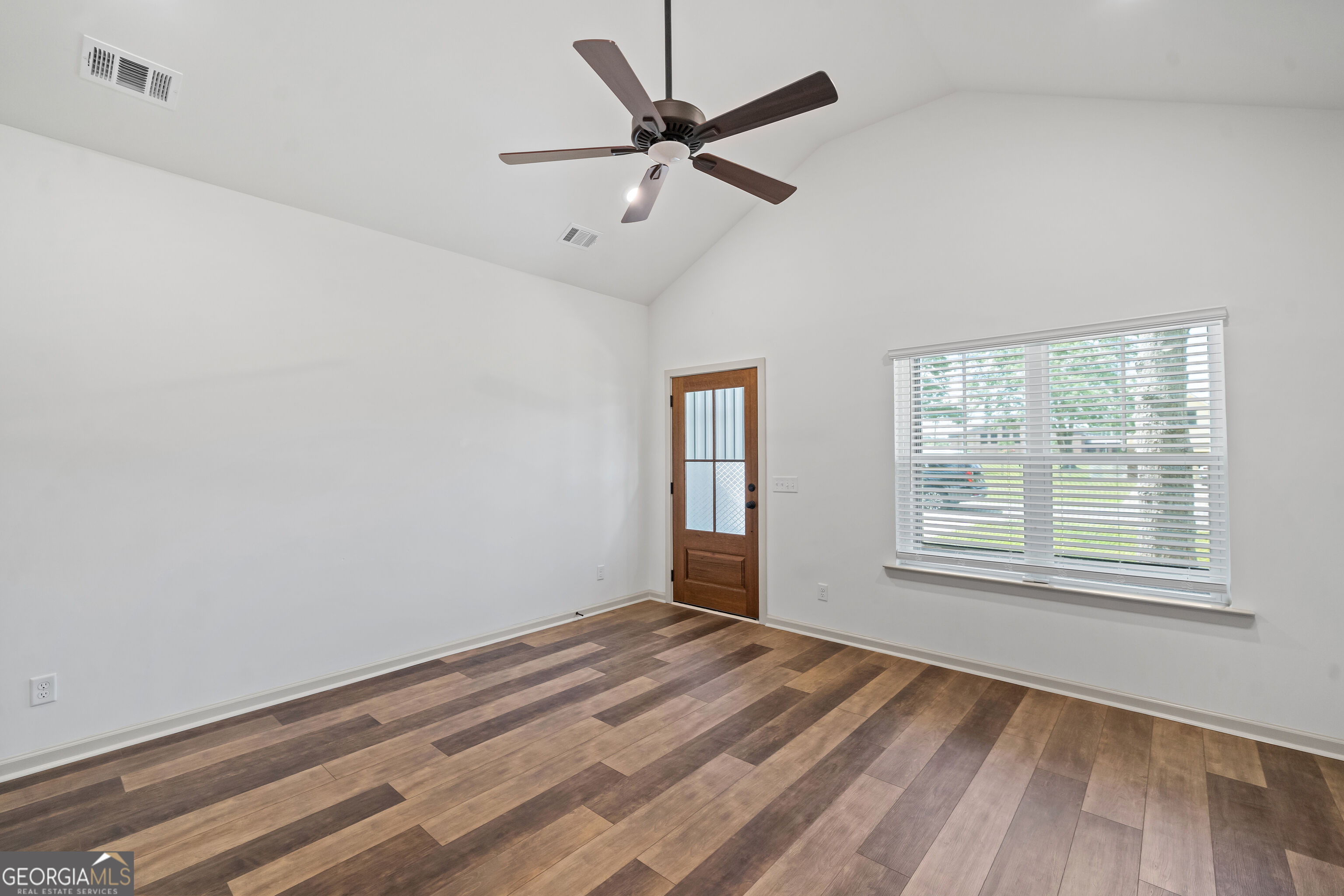 145 Waters Pembroke, GA 31321 - Photo 7 of 50 Gallery Image 7