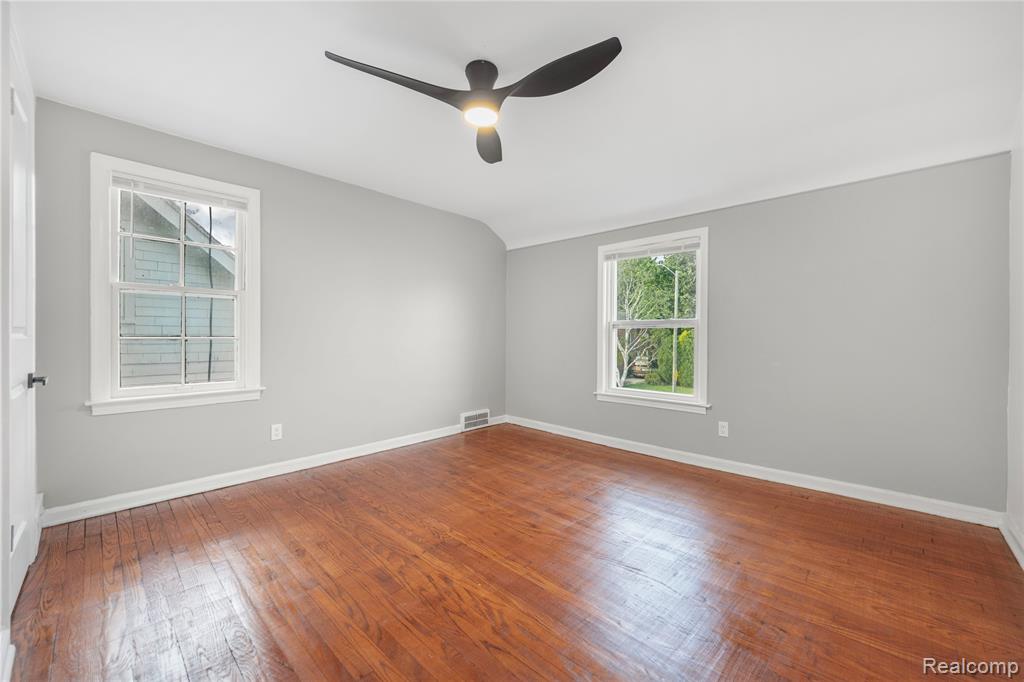 3951 Devonshire Road Detroit, MI 48224 - Photo 17 of 31