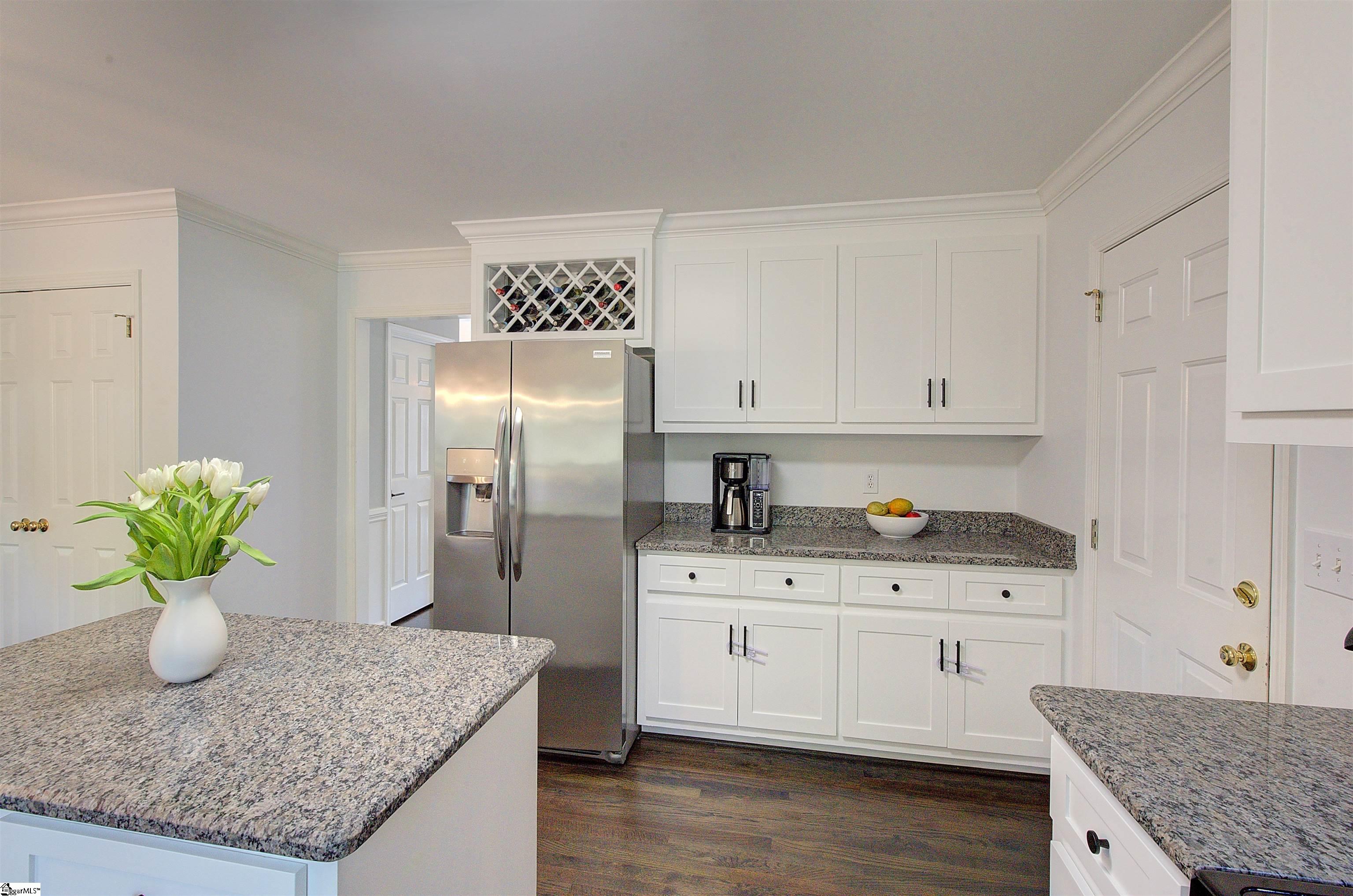 223 Rock Road Greer, SC 29651 - Photo 15 of 48