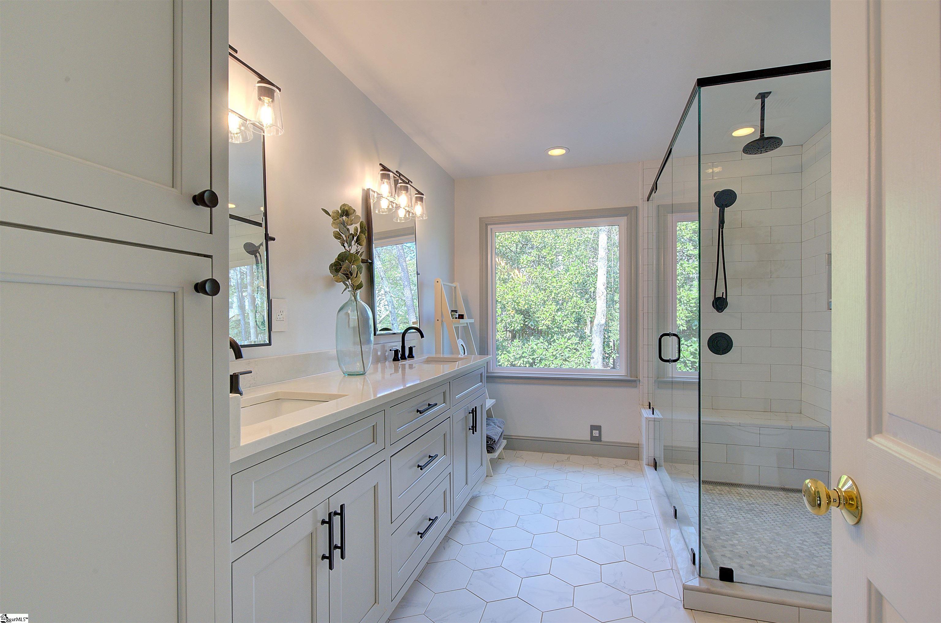 223 Rock Road Greer, SC 29651 - Photo 24 of 48