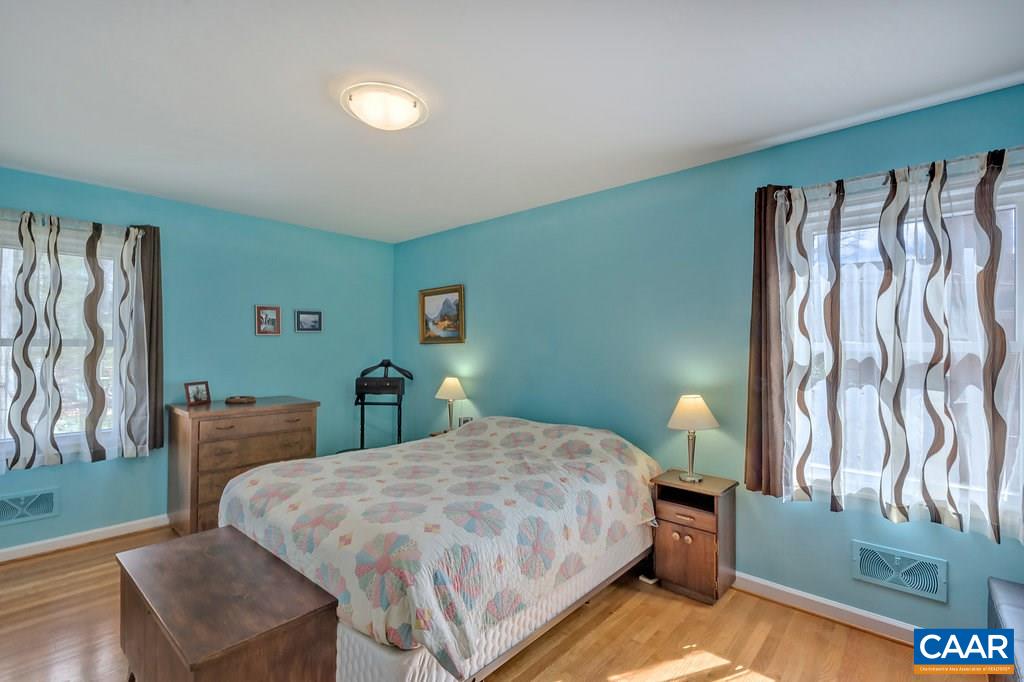 705 Village Road Charlottesville, VA 22903 - Photo 14 of 45 Gallery Image 14