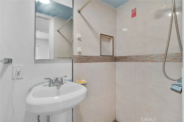 $789,000 | 516 North Moore Avenue, Unit A, Monterey Park, CA 91754