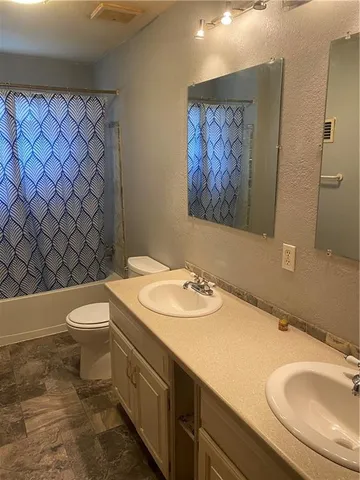 $195,000 | 175 Emerson Avenue, Bonner Springs, KS 66012