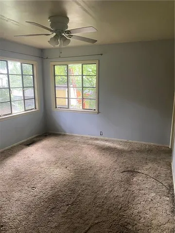 $195,000 | 175 Emerson Avenue, Bonner Springs, KS 66012