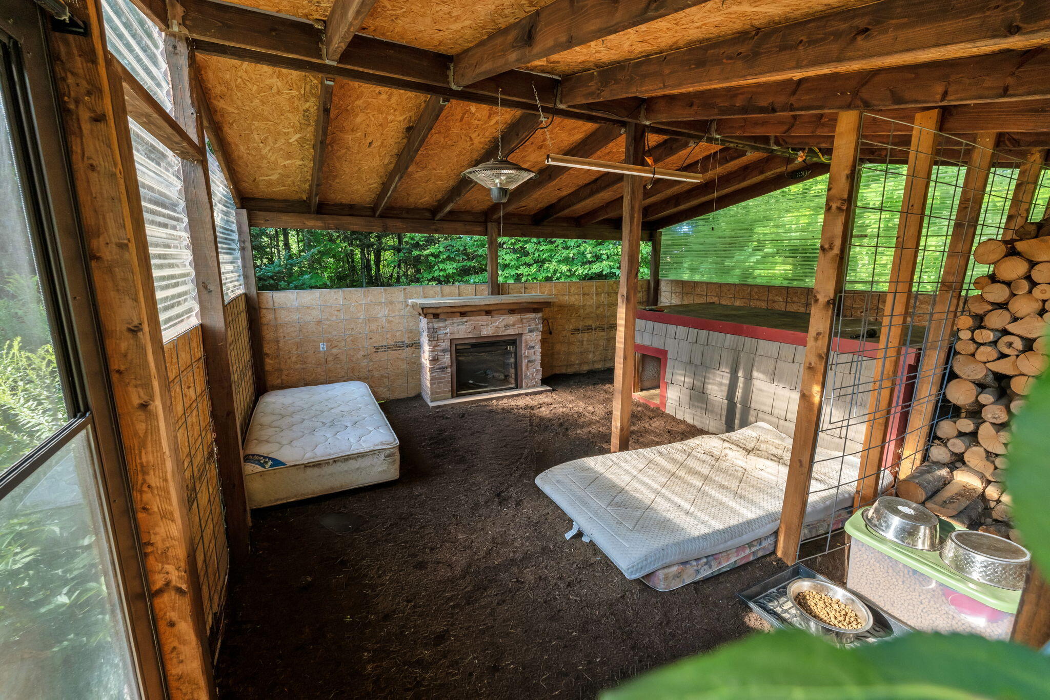 145 East Road Bradford, ME 04410 - Photo 53 of 107 Dog House