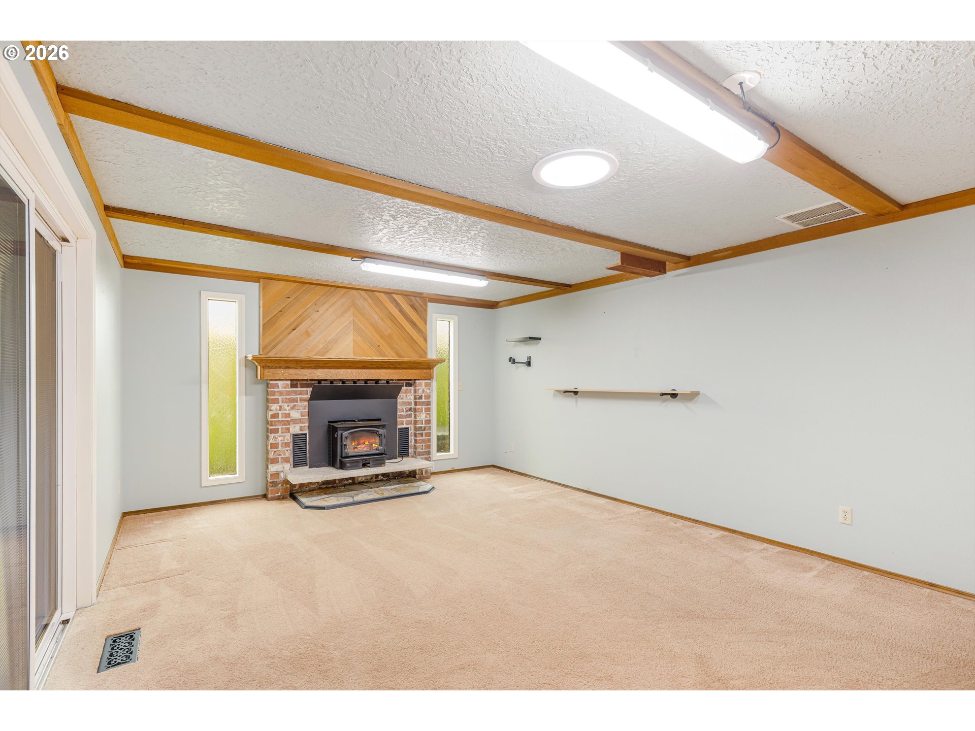 2245 Southeast Wendy Drive Gresham, OR 97080 - Photo 15 of 41