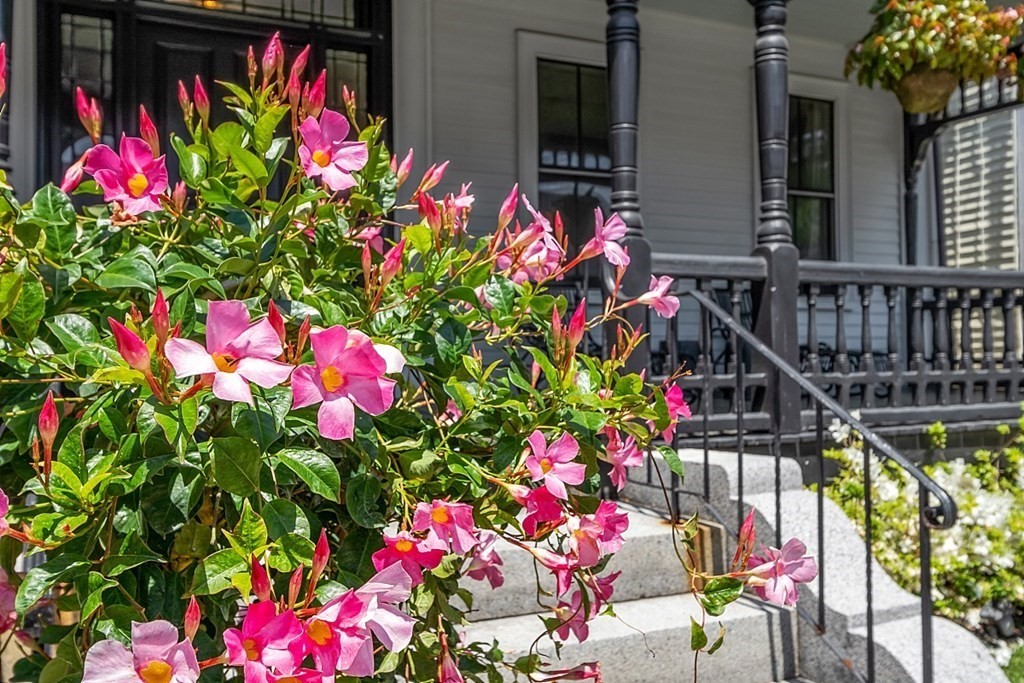 29 Central Street, Unit 2 Manchester, MA 01944 - Photo 2 of 22