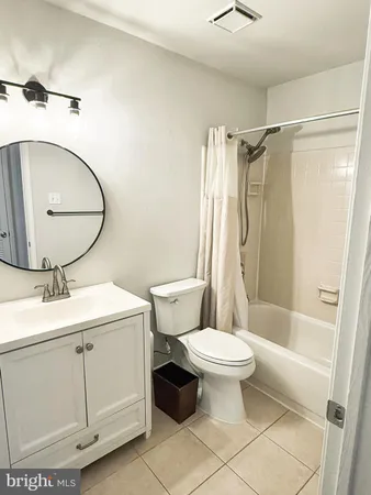 $1,950 | 1532 Lincoln Way, Unit 304, McLean, VA 22102