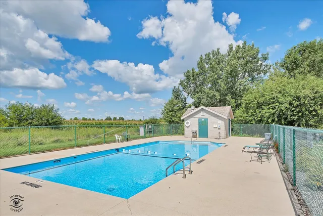 $1,525 | 608 Huntington Court, Bourbonnais, IL 60914