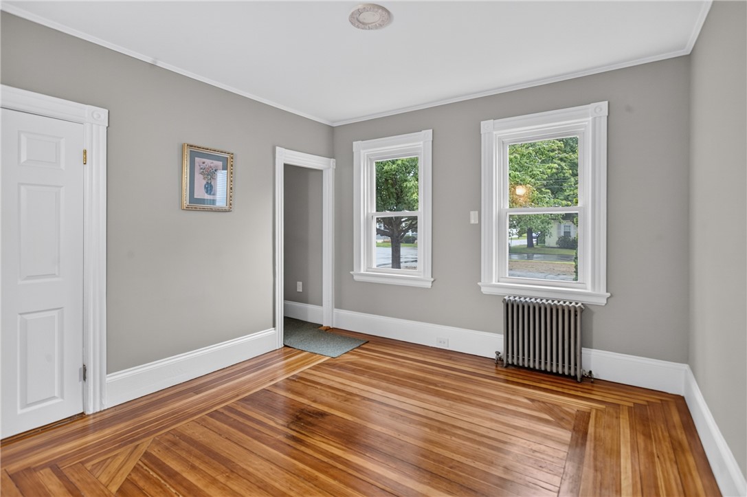 91 Ash Street Warwick, RI 02888 - Photo 14 of 49
