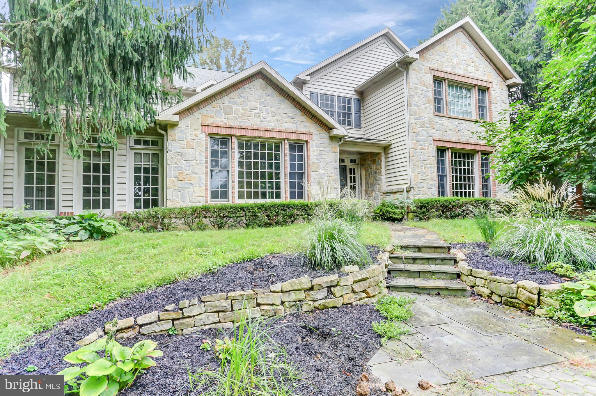 1529 Ridge Road Lancaster, PA 17603 - Photo 1 of 36 Gallery Image 1