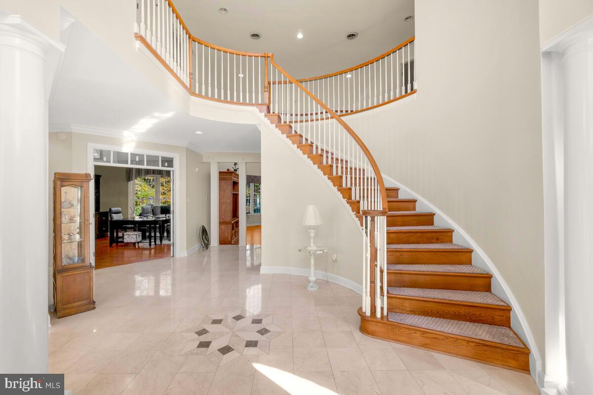 3424 Shiloh Road Hampstead, MD 21074 - Photo 3 of 77 Spacious foyer
