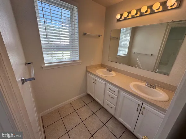 $1,800 | 44574 Tall Timbers Road, Unit 3, Tall Timbers, MD 20690