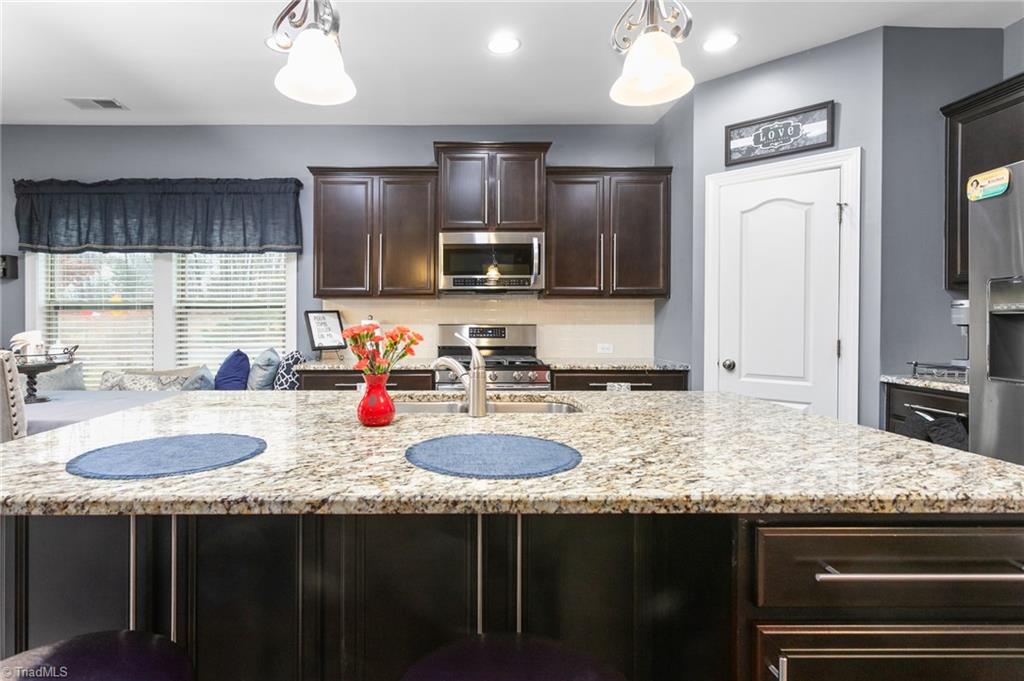 997 Sweet Gum Way Mebane, NC 27302 - Photo 14 of 41