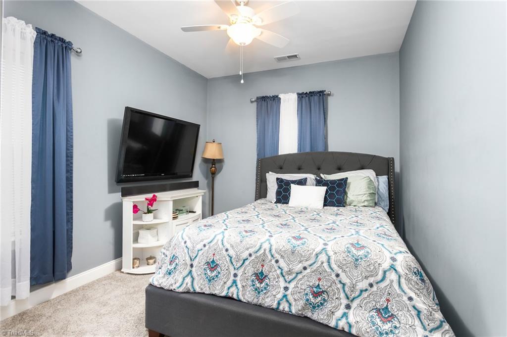 997 Sweet Gum Way Mebane, NC 27302 - Photo 18 of 41