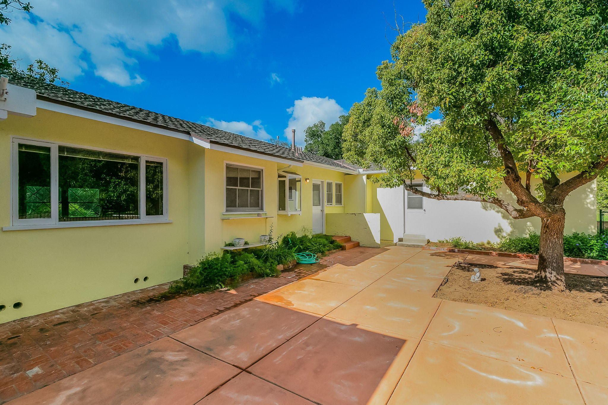 714 El Toro Road Ojai, CA 93023 - Photo 26 of 32 29-web-or-mls-UpmarketMedia_714ElToro-29