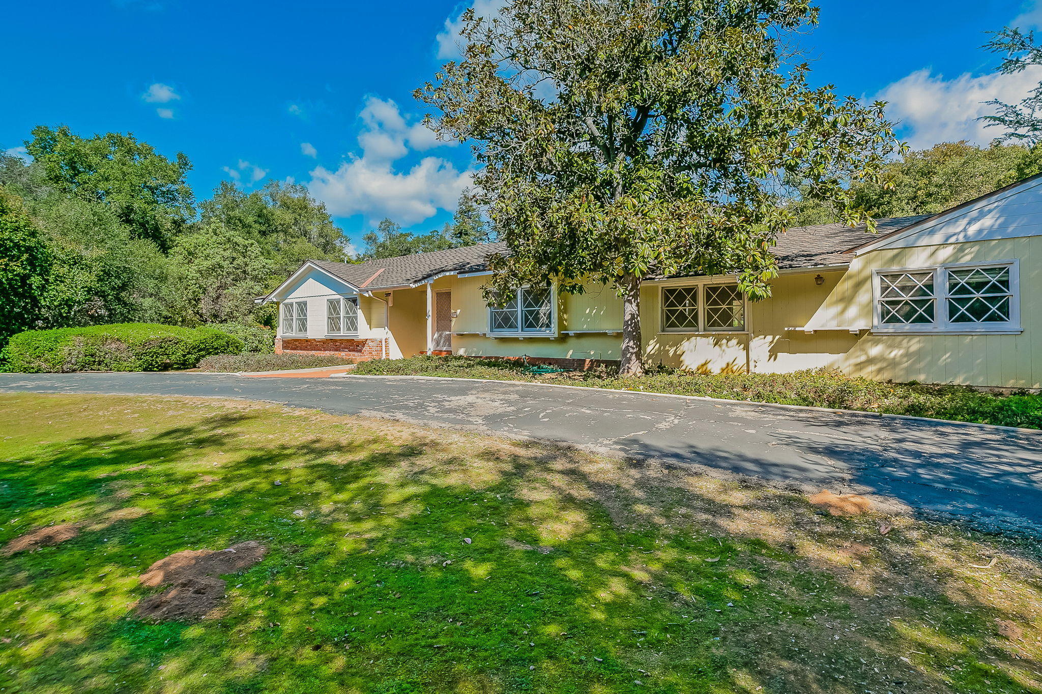 714 El Toro Road Ojai, CA 93023 - Photo 3 of 32 6-web-or-mls-UpmarketMedia_714ElToro-6