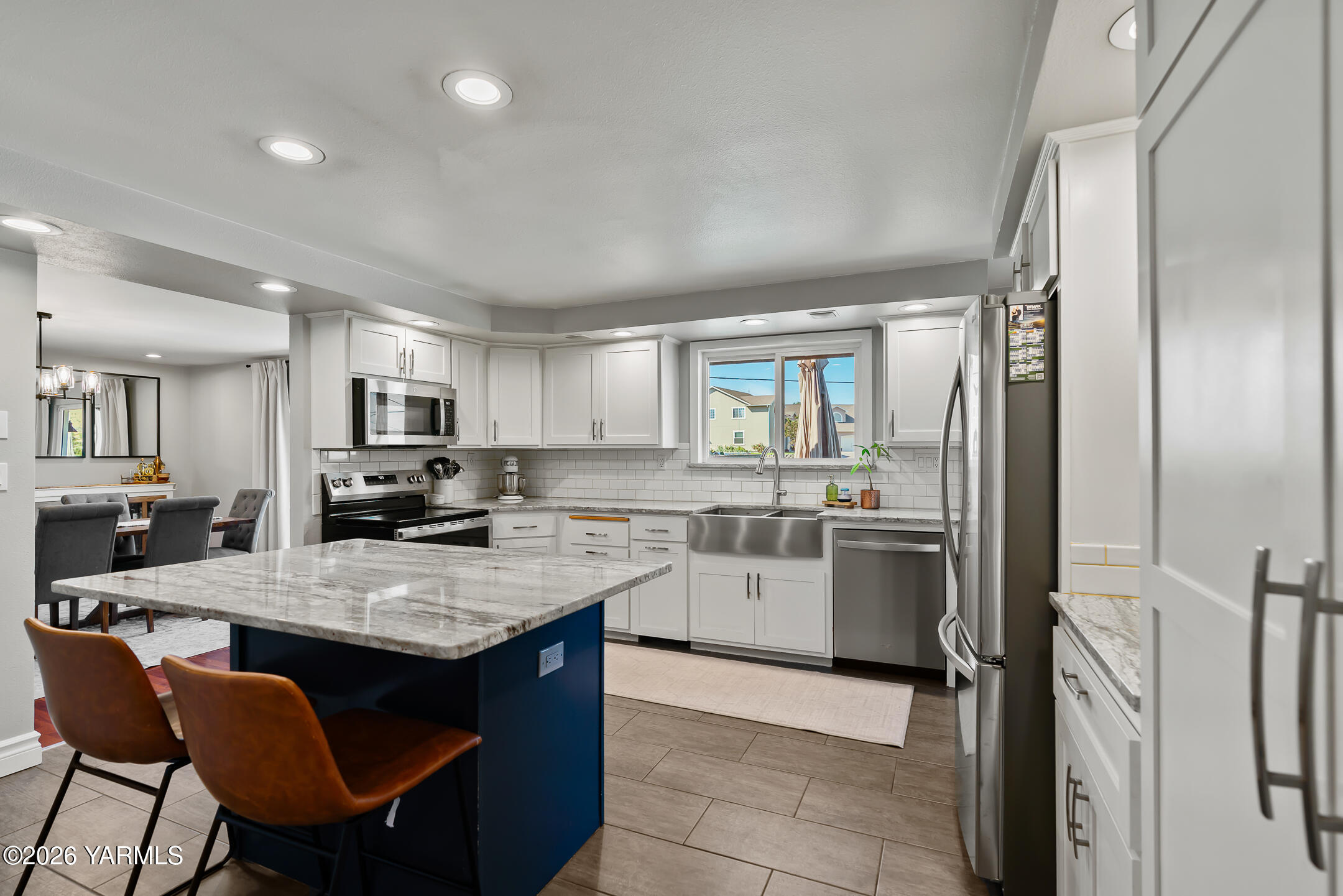 8104 Viewcrest Way Yakima, WA 98908 - Photo 12 of 35 Kitchen