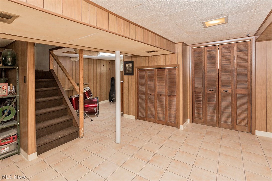 955 Roanoke Road Cleveland Heights, OH 44121 - Photo 27 of 31