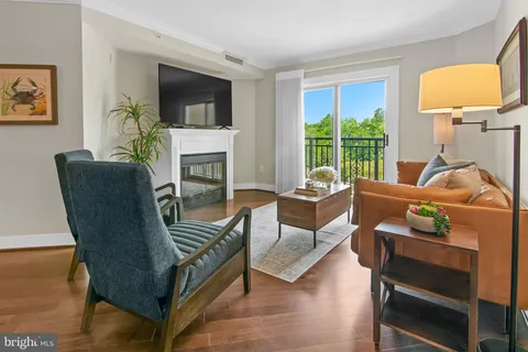 $690,000 | 5 Park Place, Unit 311, Annapolis, MD 21401
