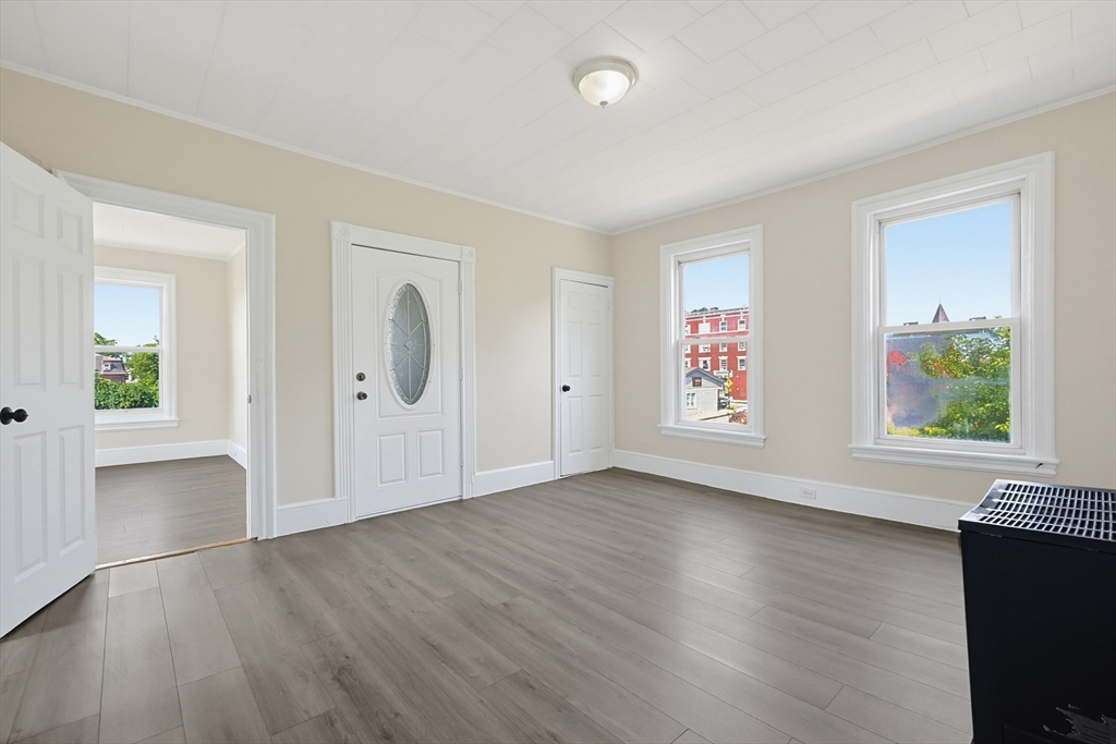 230 Pleasant Street Worcester, MA 01609 - Photo 21 of 41