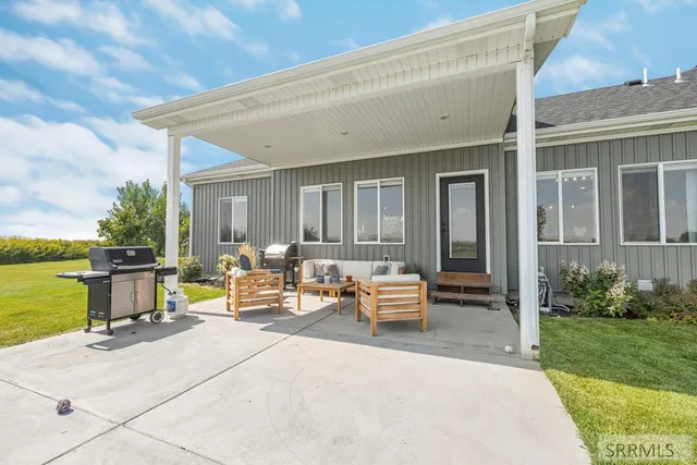 $699,900 | 62 North 4142 East, Rigby, ID 83442