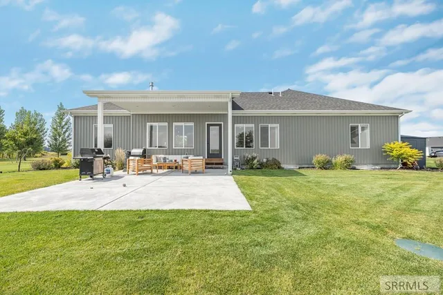 $699,900 | 62 North 4142 East, Rigby, ID 83442