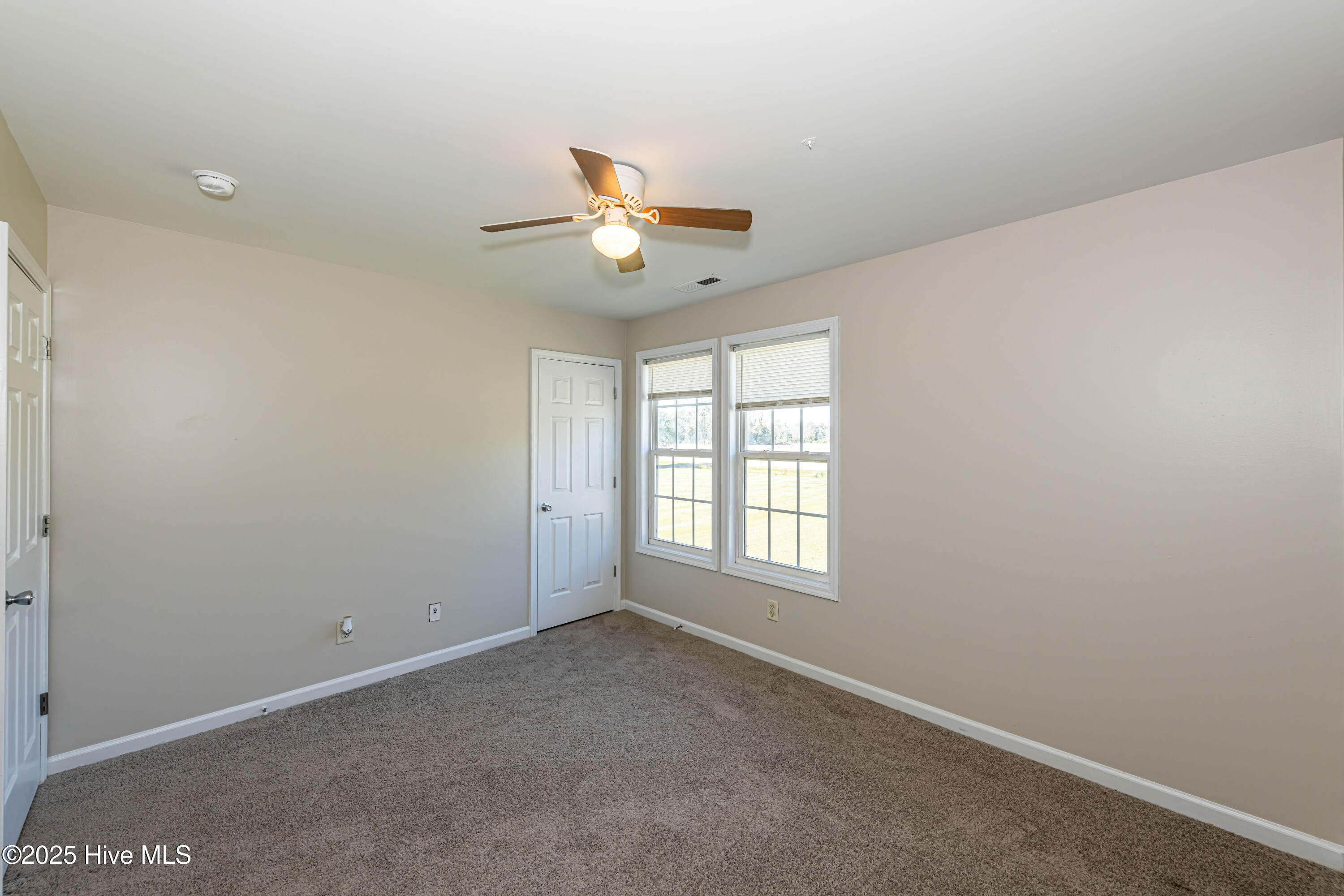472 Comfort Road Richlands, NC 28574 - Photo 40 of 42 bedroom2 (2 of 3)