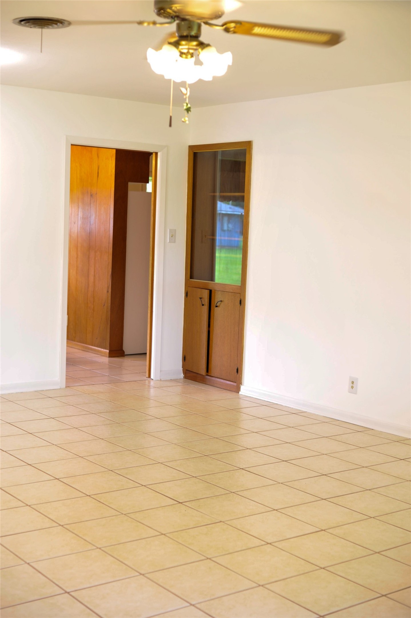 402 Peach Point Road Jones Creek, TX 77541 - Photo 18 of 32