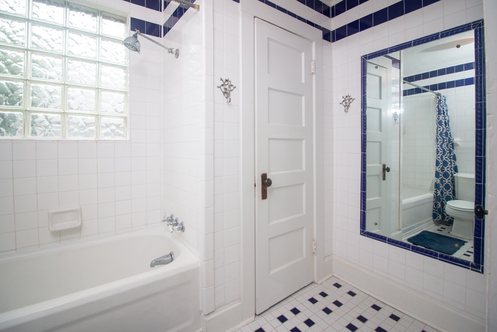 1424 Jersey Ridge Road Davenport, IA 52803 - Photo 11 of 24 Gallery Image 11