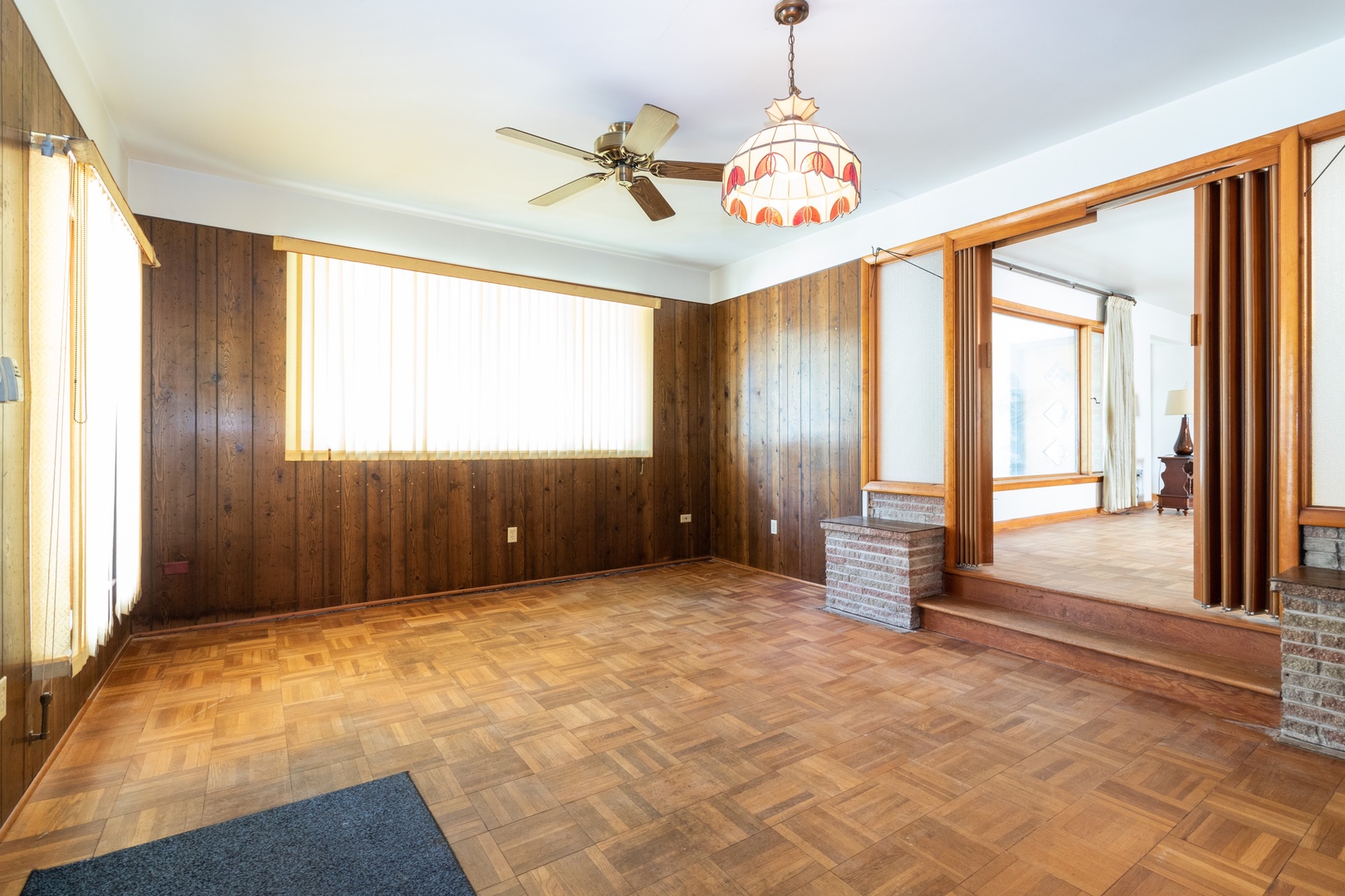 3604 177th Place Lansing, IL 60438 - Photo 6 of 13 a view of an empty room with a window