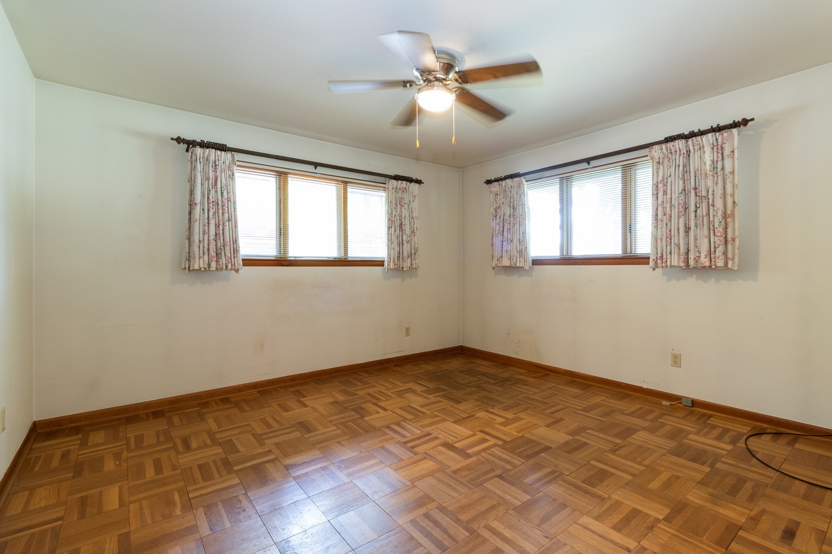 3604 177th Place Lansing, IL 60438 - Photo 9 of 13 a view of an empty room with a window