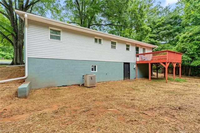 $230,000 | 1700 Old Hollow Road, Walkertown, NC 27051