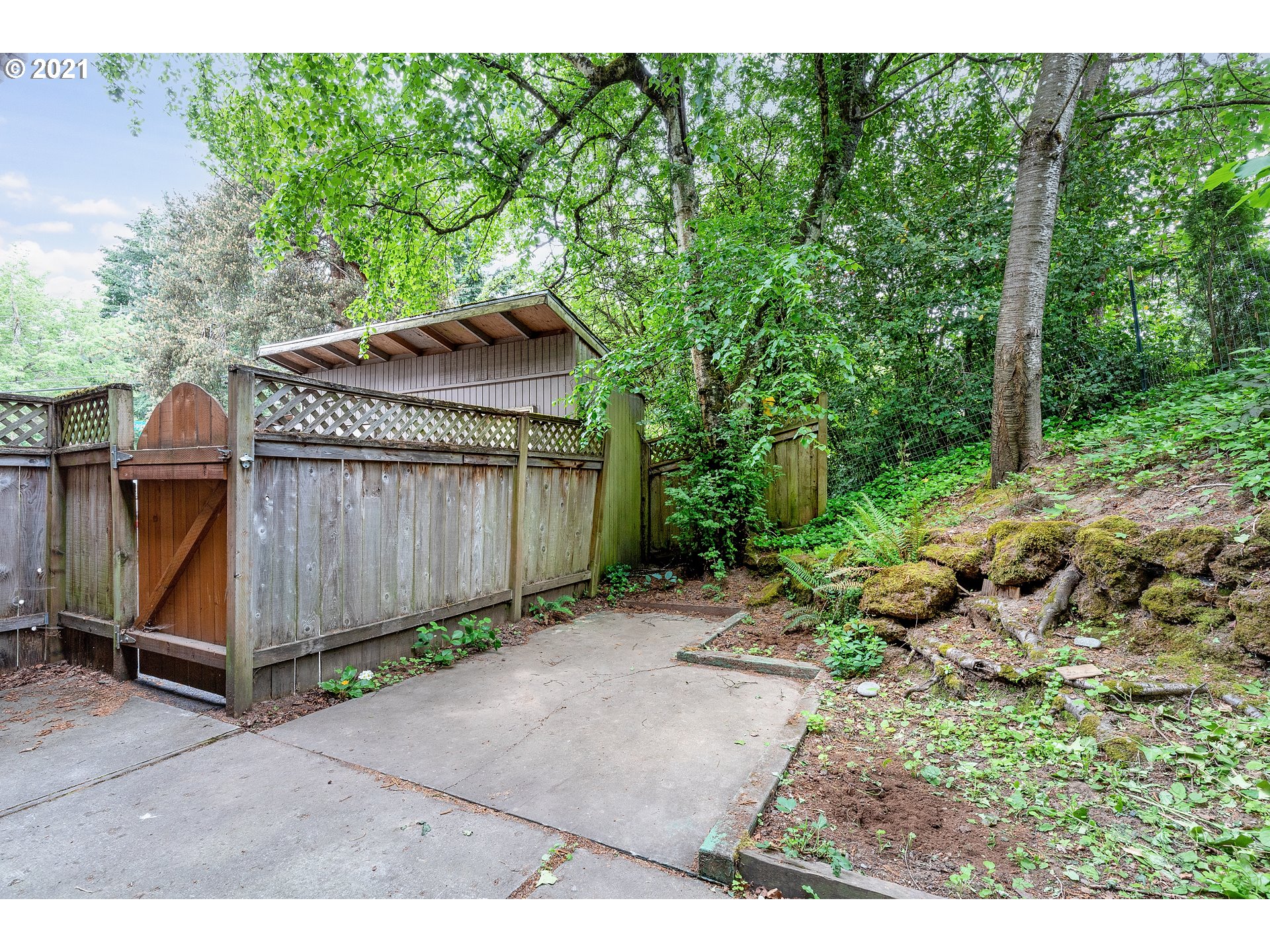 3006 Southwest Spring Garden Street Portland, OR 97219 - Photo 11 of 22 Gallery Image 11