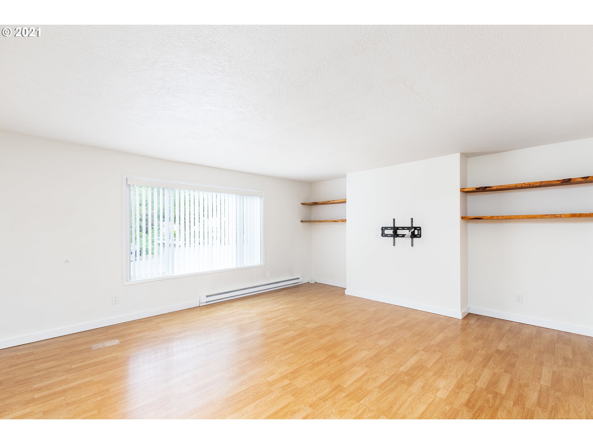 3006 Southwest Spring Garden Street Portland, OR 97219 - Photo 16 of 22 Gallery Image 16