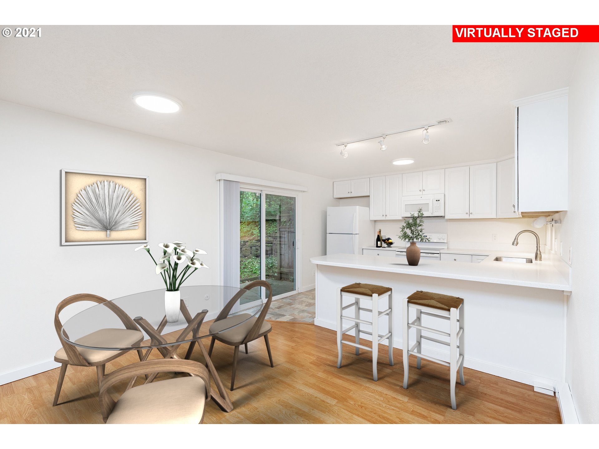 3006 Southwest Spring Garden Street Portland, OR 97219 - Photo 21 of 22 Gallery Image 21