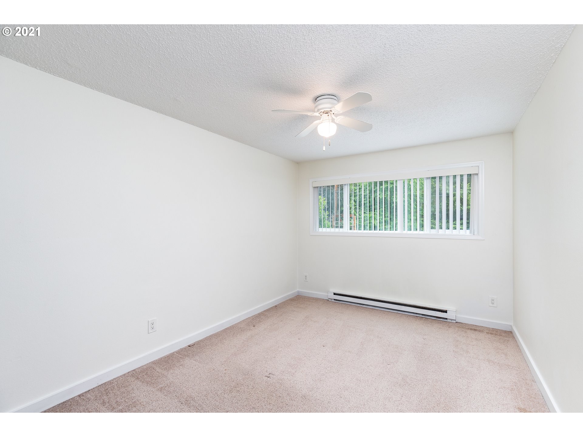 3006 Southwest Spring Garden Street Portland, OR 97219 - Photo 7 of 22 Gallery Image 7