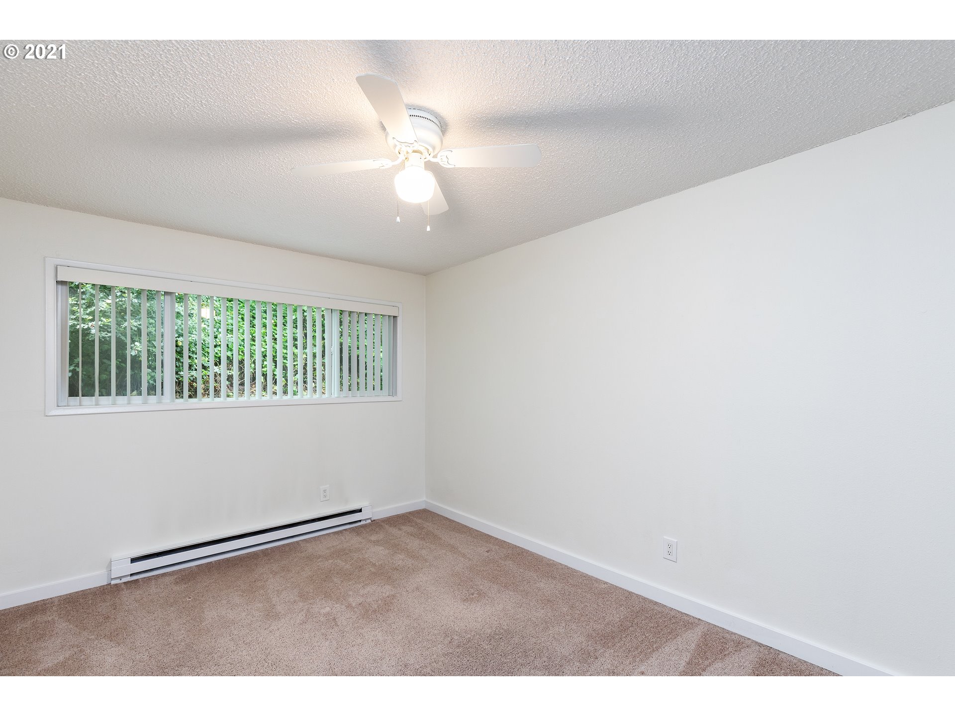 3006 Southwest Spring Garden Street Portland, OR 97219 - Photo 10 of 22 Gallery Image 10